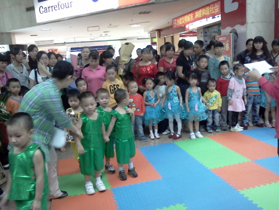 噜啦啦儿童乐园