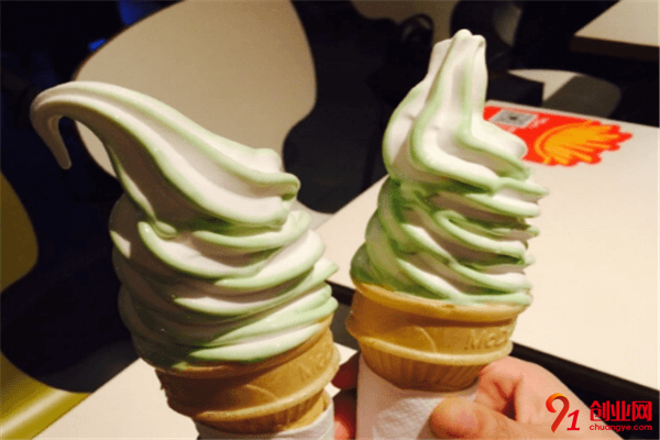 梦雪冰城意式冰淇淋加盟流程