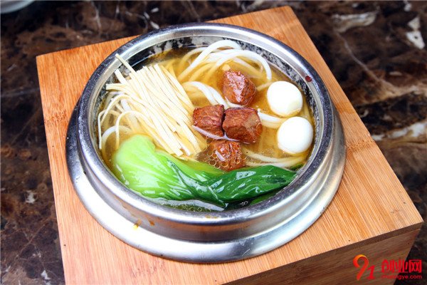 梨花寨过桥米线加盟条件