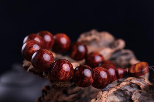 为什么那么多人喜欢佩戴善财佛珠