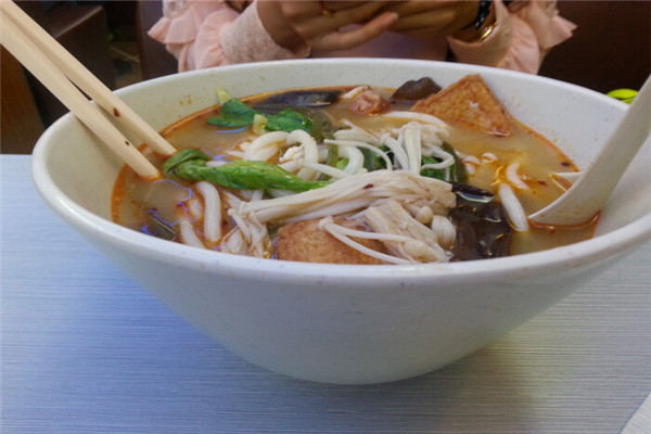 马玉涛麻辣烫的风味自成一格